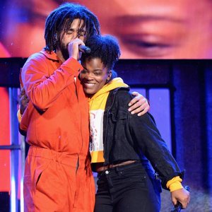 Dreamville & Ari Lennox 的头像