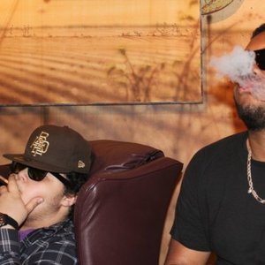 Kembe X and Alex Wiley 的头像