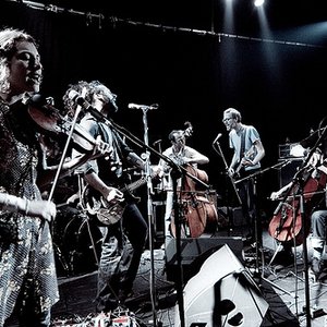 Thee Silver Mt. Zion Memorial Orchestra and Tra-La-La Band With Choir のアバター