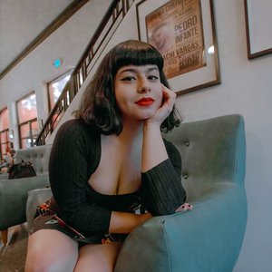 “Juana Castañeda”的封面