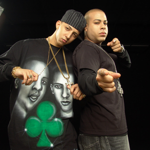 Trébol Clan photo provided by Last.fm