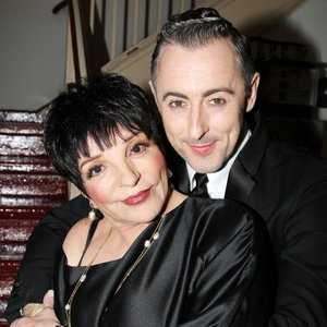Liza Minnelli & Alan Cumming 的头像