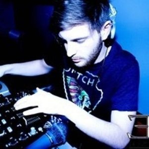 Ubi DJ 的头像