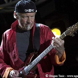 Martin Barre için avatar