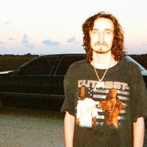 Avatar for Pouya .