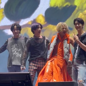 TOMORROW X TOGETHER and iann dior 的头像