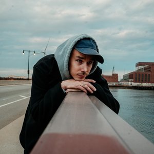 Ryan John Clary 的头像
