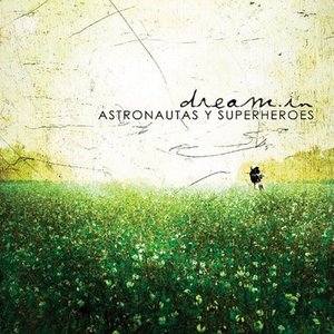 Astronautas Y Superheroes