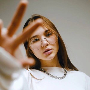 ISAEVA 的头像
