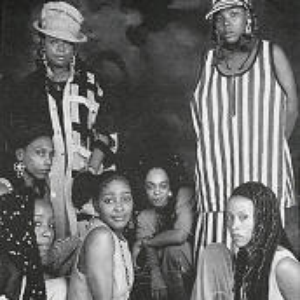 Akabu photo provided by Last.fm