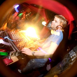 Chris Unknown Feat. Ben Williams 的头像