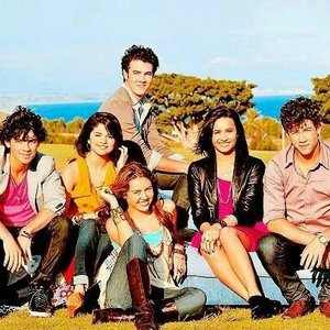 Avatar de Selena Gomez, Demi Lovato, Miley Cyrus, Jonas Brothers