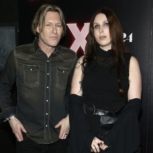 Tyler Bates, Chelsea Wolfe 的头像