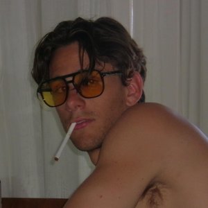 Myles Cotton için avatar