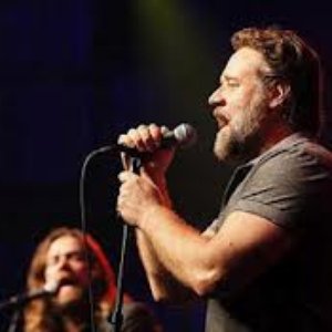 Alan Doyle & Russell Crowe のアバター