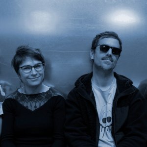 Avatar for Cagoules et Décalcomanies