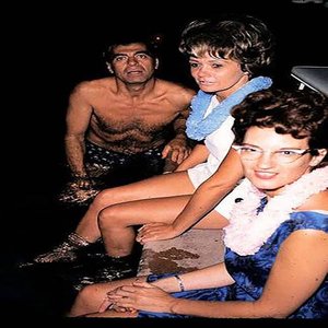 Motel Pools - EP