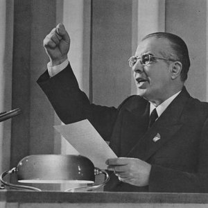Avatar für Enver Hoxha