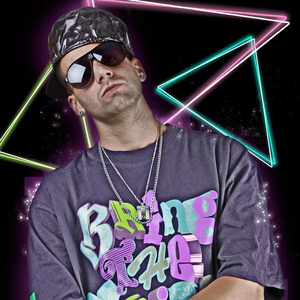 Dakaneh photo provided by Last.fm