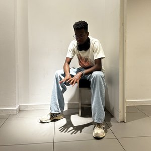 The Overthinker 的头像
