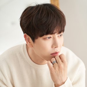 Avatar for DK(디셈버)