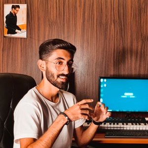 Ahmadhmusic 的头像