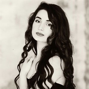 Aziza Mustafa Zadeh のアバター