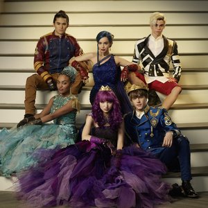 Descendants 2 – Cast 的头像