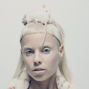 ¥o-Landi Vi$$er photo provided by Last.fm