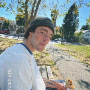 Surf Bagel için avatar