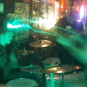 The Dull Drums 的头像
