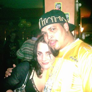 2Pac & Snoop Dogg - Hypnotize (Remix) 的头像