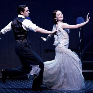 Avatar di Colin Donnell, Laura Osnes, Ward Billeisen, Josh Franklin, Daniel J. Edwards & William Ryall