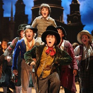 Oliver! Cast 的头像