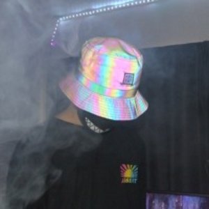 salvatixn 的头像