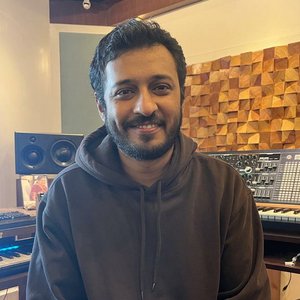 Charanraj MR 的头像