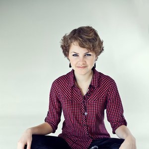 “Laura Bicāne”的封面