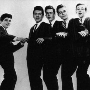 Аватар для Billy & The Essentials