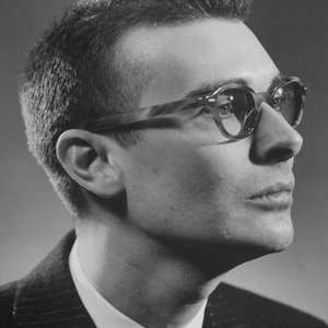 Russell Nype 的头像