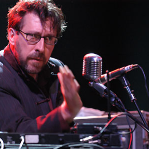 Steve Nieve photo provided by Last.fm