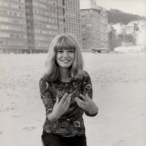 Gillian Hills のアバター