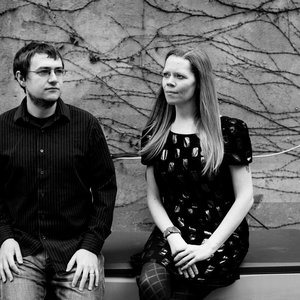Caroline Davis & Rob Clearfield's Persona 的头像