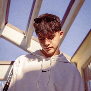 ascanio 的头像