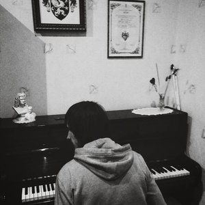 Don't Sleep, Listen 的头像