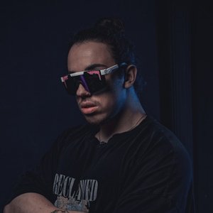 Dom Livez 的头像