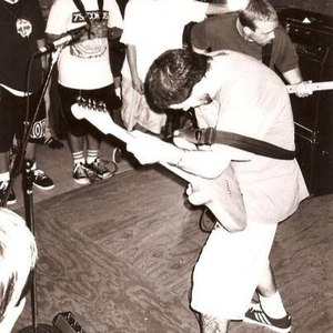 Peterbuilt photo provided by Last.fm