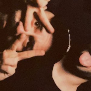 Mahmood & Woodkid 的头像