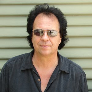 Willie Oteri 的头像
