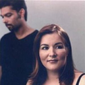 Nikki Loney & Justin Abedin 的头像