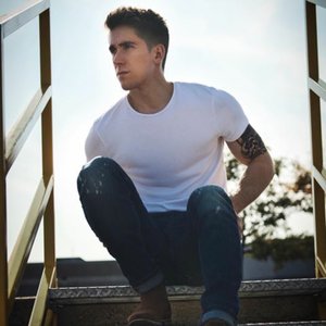 Myles Erlick 的头像